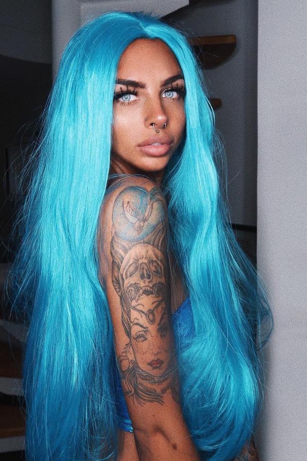 blue wig